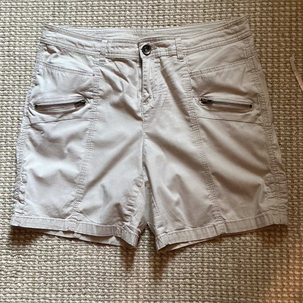 Style & Co. Light Beige  Shorts